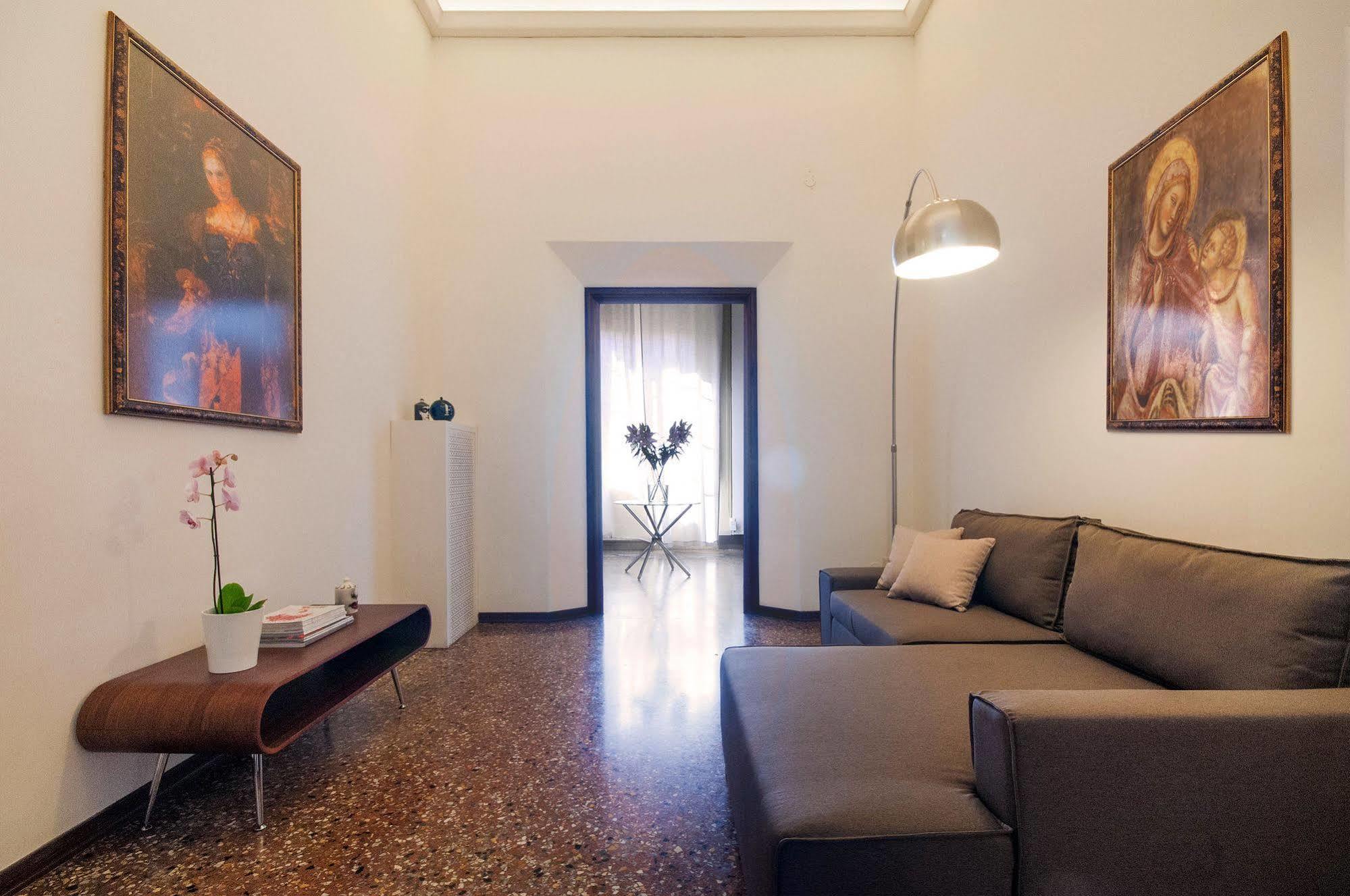 B&B Farini 26 Bologna Luaran gambar